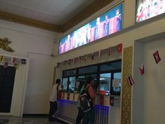 -金东尼人妖秀