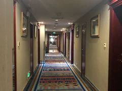 -丝路天山酒店(国际大巴扎店)