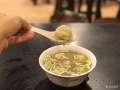 -伍湛记 · 广州老字号(龙津中路店)