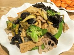 -佛有缘素食馆·荔湾老字号(陈家祠首店)