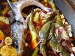 -忆乡情铁锅炖鱼饭店(延庆店)