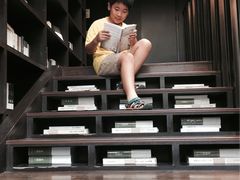 -钟书阁(松江泰晤士小镇店)