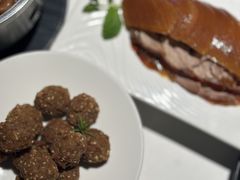 -贝勒爷·酥不腻烤鸭