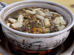 -东巴谷野生菌火锅餐厅