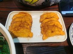 -爆炸头阿姨小四川正宗川味小吃(无任何分店)