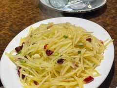 酸辣土豆丝-文记沸腾鱼(永安路总店)