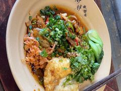 -方铲铲·成都板凳面(滨江银泰店)