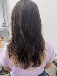 -LILI·HAIR SALON理理造型