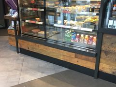 面包甜点陈列柜-星巴克(苏州石路百脑汇店)