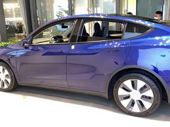-TESLA 特斯拉(广州天环广场体验店)
