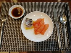 -月色西餐厅·海鲜刺身·烧烤(科学城保利郡雅酒店)