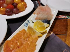 三文鱼刺身-四海一家自助餐(益田假日广场店)