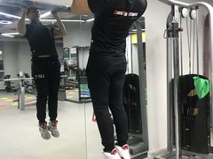 -CXFIT 陈徐健身工作室(凯旋店)