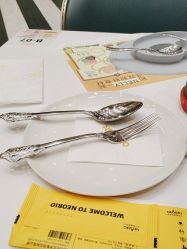 -奈尔宝家庭中心·亲子餐厅(鄞州万达店)