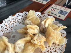 炸云吞-黄师奶甜品店