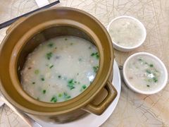 招牌鱼茸粥-轩记海鲜餐厅·四十五年老字号·经典粤菜(西区彩虹店)