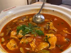 -魏铭鱼头捞饭(晋阳路店)