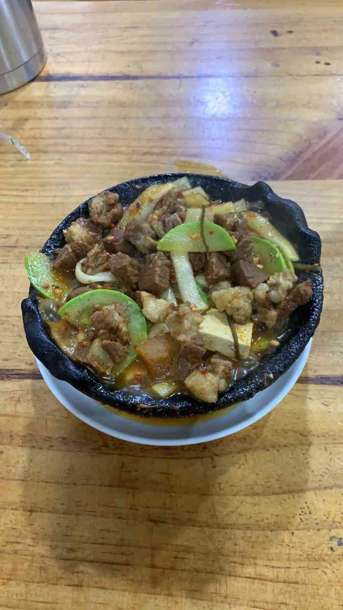 宁夏砂锅(吴家堡店)-"有几种大类,有纯素的,有纯肉的,也有荤素.