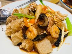 三鲜焖子-小船渔村•大连菜•大连焖鱼(黄河路店)