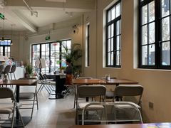 -Fridi Patisserie Cafe