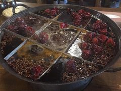 -白乐天毛肚火锅馆(南滨路店)