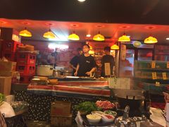 -鲜入围煮花胶鸡海鲜火锅