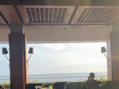 -日落吧·海景咖啡厅·餐酒吧·鸡尾酒·下午茶·乐队表演·浪漫夕阳·三亚文华东方酒店