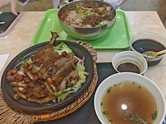 -卓雅桂林米粉