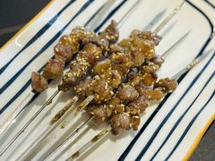-许哥东北烧烤·铁丳烤串·宫后夹肉(繁花中心店)
