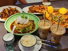 -五谷丰登农家院·地道胶东菜·海鲜烧烤(威海店)