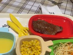 -菲滋意式餐厅(上虞万和城店)