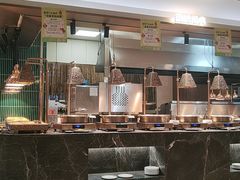 -金马门国际美食百汇(珞喻路店)