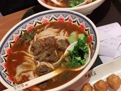-鑫花溪牛肉米粉(凤凰街创始总店)