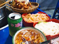 -马路边边·成都串串(翠柏路店)