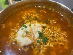 -青瓦餐厅·生鱼片·韩园烤肉(西塔店)