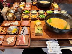 -银米·云南传统过桥米线(双廊黑金冠店)