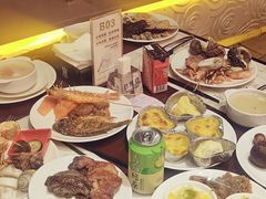 -荣誉国际酒店-云顶旋转餐厅