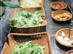 -牛里牛气· 榴莲海鲜鲜牛肉自助火锅·烤肉(横岗店)