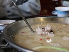 -老来福·非遗酸汤兔(凯旋路店)