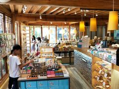 自助取餐区-猫的天空之城概念书店(丽江古城饮玉巷店)
