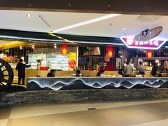 -郑州新郑综合保税区跨境商品展示交易中心(世航之窗大厦店)