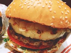 -The Habit Burger Grill 哈比特汉堡(爱琴海店)