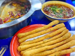 -马路边边串串香(苗栗路店)