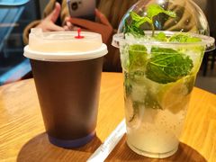-WOW coffee