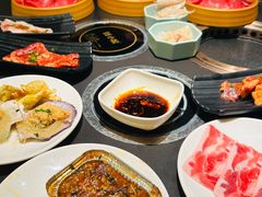 -钱小奴海鲜自助黑金店(杭州滨江龙湖店)
