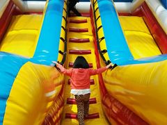 -蒙特利亲子乐园