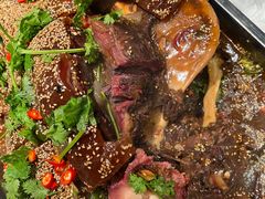 -老王全牛宴·鲜牛肉牛杂火锅(总店)