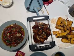 -老周家酱卤猪蹄私房菜(克拉玛依西街店)