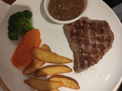 -斗牛士牛排餐厅(嘉里汇店)
