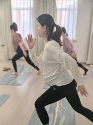 -爱尔乐美孕产瑜伽·普拉提